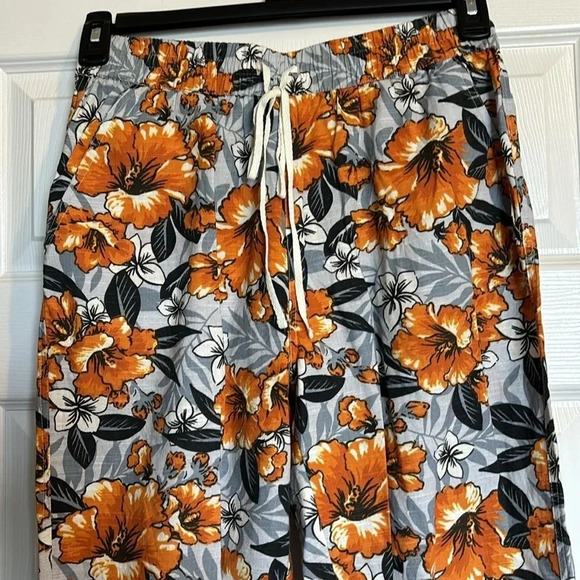 Urban Outfitters women’s gray floral tropical print jogger pants size small - Picture 1 of 11